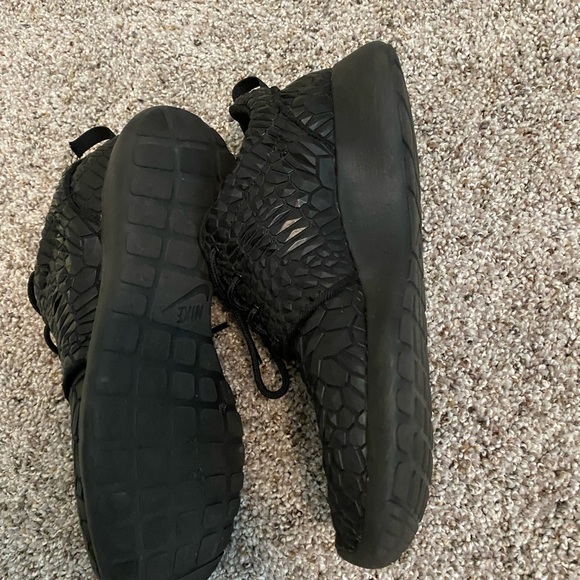 Nike Roshe special edition size 7 - Picture 3 of 5